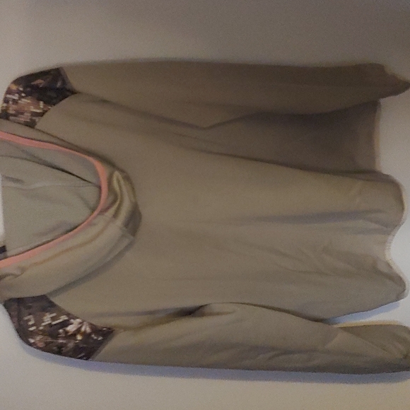 BLACK ANTLER woman's hoodie. Perfect condition. Size L. - Picture 5 of 5